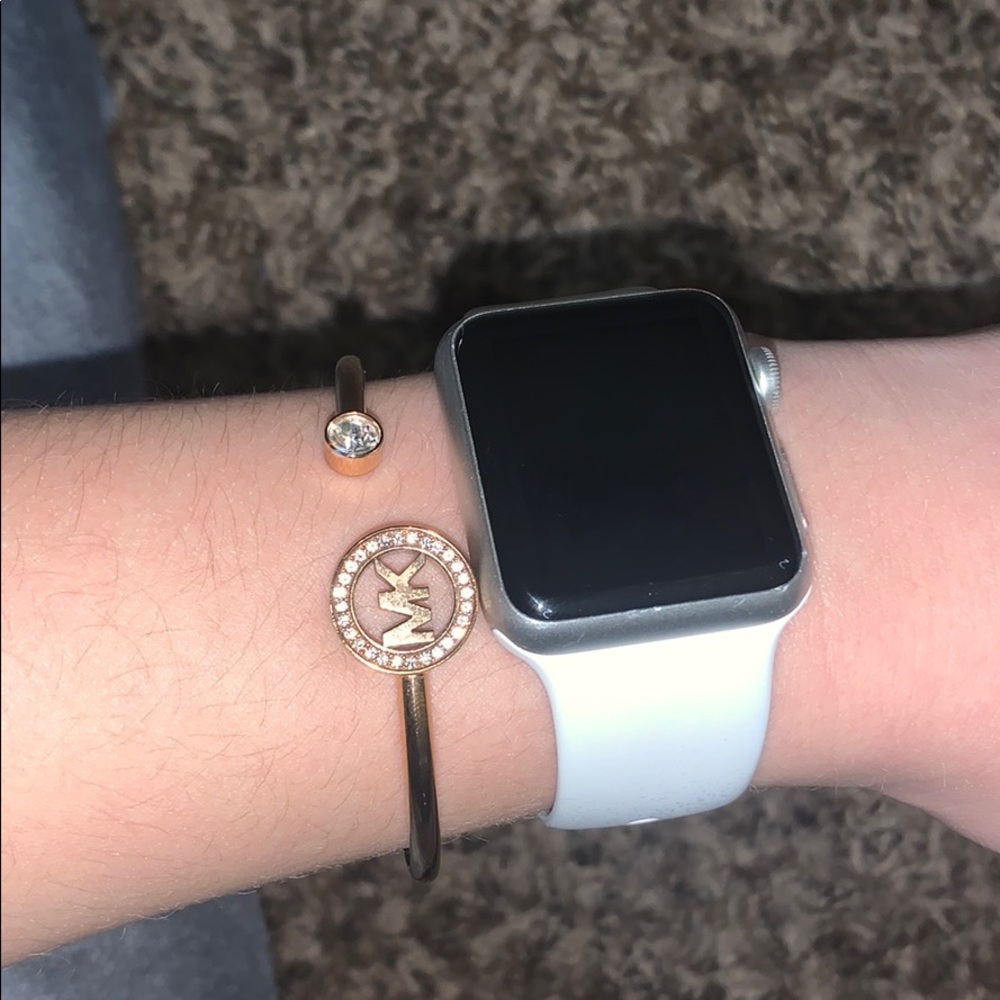 michael kors gold bracelet